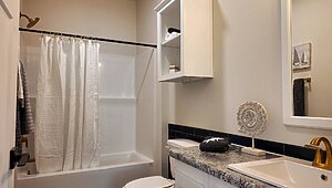 Premier / Prairie Meadows Bathroom 116937