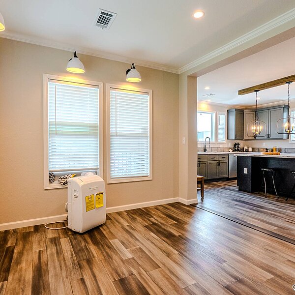 Innovation / IN3266F Interior 117906