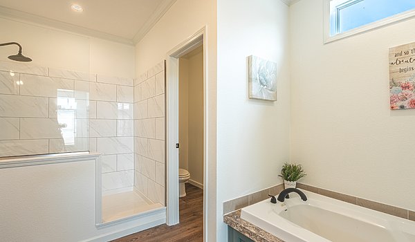 Innovation / IN3276R Bathroom 60352