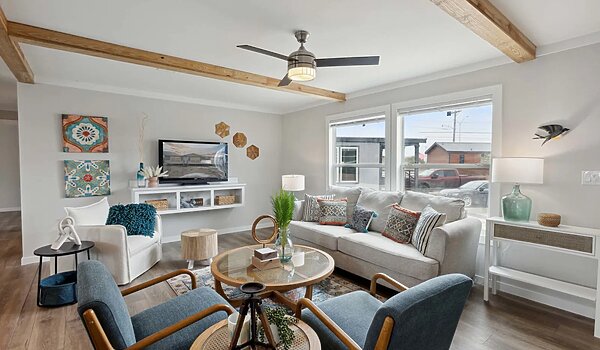 Cedar Creek / 2856H32108 Interior 112973