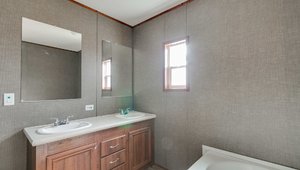 Ultimate / UT1301 Lot #27 Bathroom 27007