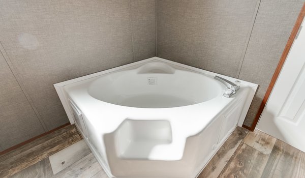 Ultimate / UT1301 Bathroom 27008