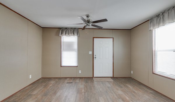 Cottage / 7107 Interior 27016