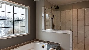 Cavalier Series / The Bryant #1A Bathroom 59370