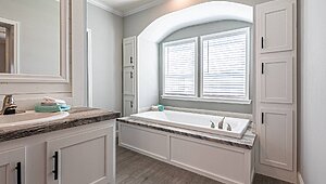 Timberline Elite / King 32764B Bathroom 114585