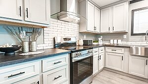 Lifestyle / The Sparrow LY32725A Kitchen 94676