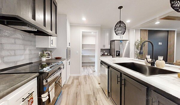 Alpha / Atmos 28603N Interior 129250