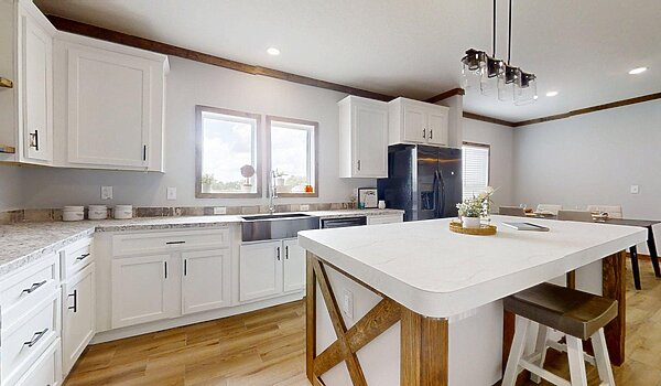 Lifestyle / Reece LY32663A Interior 129235