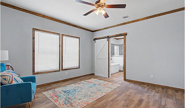 Lifestyle / Reece LY32663A Interior 130480