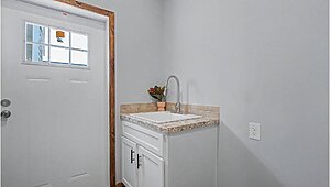 Lifestyle / Reece LY32663A Interior 130486