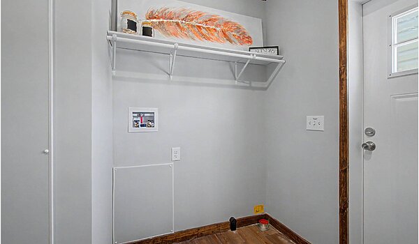 Lifestyle / Reece LY32663A Interior 130487