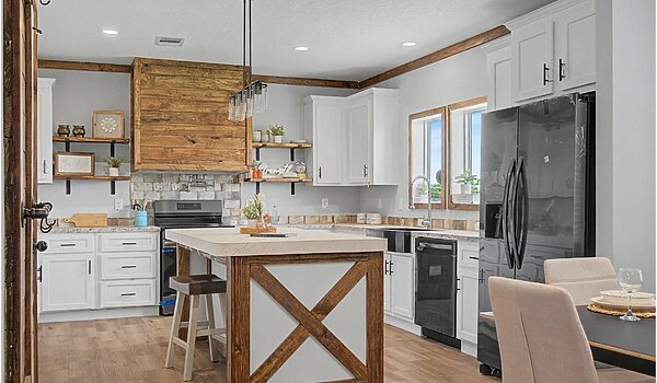 Lifestyle / Reece LY32663A Interior 130473
