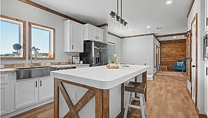 Lifestyle / Reece LY32663A Interior 130474