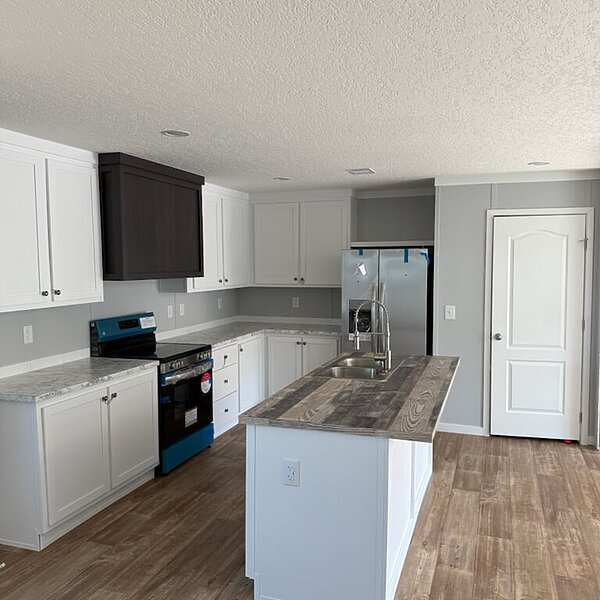 Iron Ranch / IH28684A Interior 115578