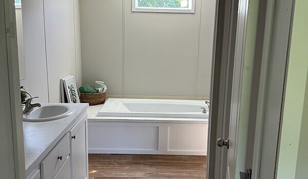 Iron Ranch / IH28563A Interior 115589