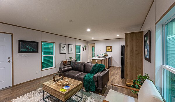 Phoenix / 16562A Interior 120266