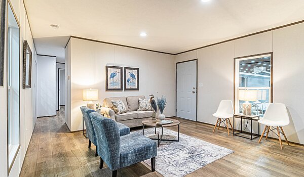 Phoenix / 16663A Interior 120282