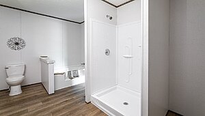 Phoenix / The Phoenix 76 16763A Interior 120311