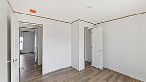 Phoenix / 32483A Interior 120325