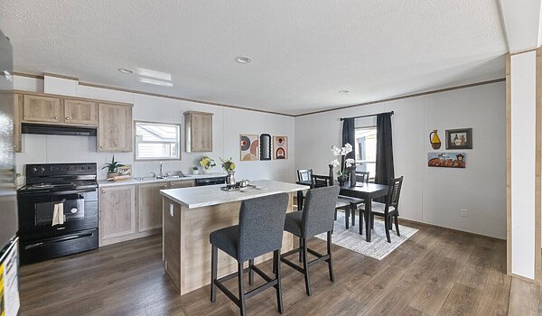 Phoenix / 32483A Interior 120316