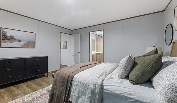 Phoenix / 32563A Interior 120360