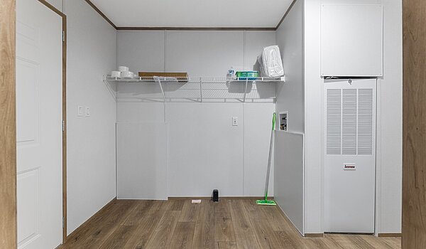 Phoenix / 32563A Interior 120366