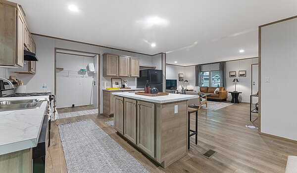 Phoenix / 32563A Interior 120351