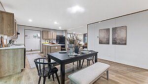 Phoenix / 32563A Interior 120352