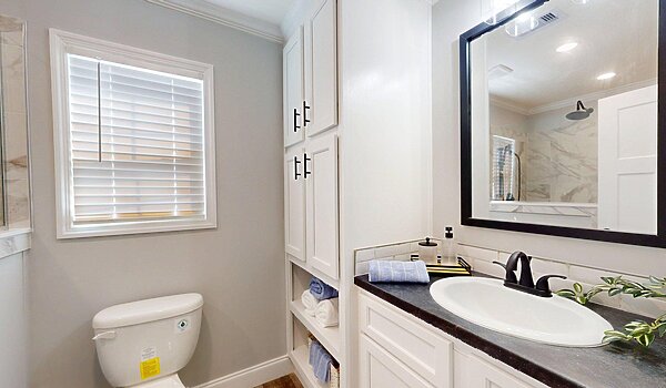 Lifestyle / LY16642A Interior 125402