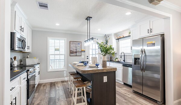 Lifestyle / The Retreat LY16642A Kitchen 126339