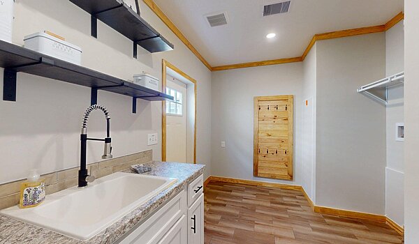 Lifestyle / LY32764D Interior 125389