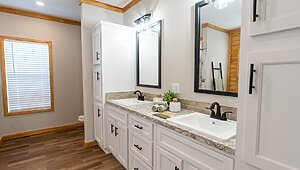 Lifestyle / The Satilla LY32764D Bathroom 126361