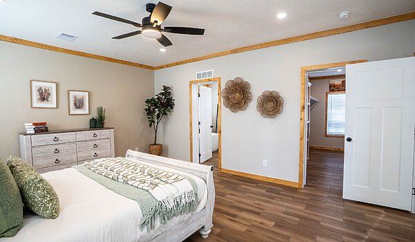 Lifestyle / The Satilla LY32764D Bedroom 126359