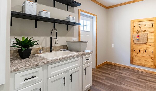 Lifestyle / The Satilla LY32764D Utility 126365