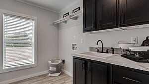 Alpha / Atmos 28603N Interior 134112