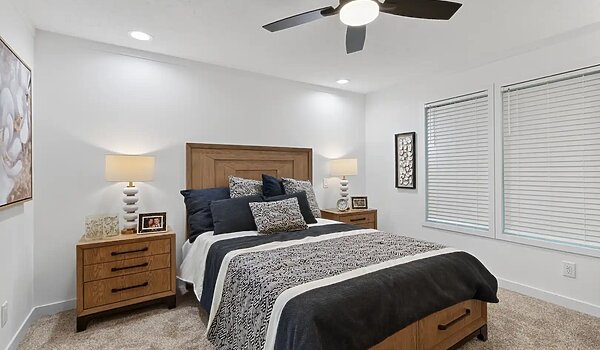 Alpha / Aura 28644N Interior 134123