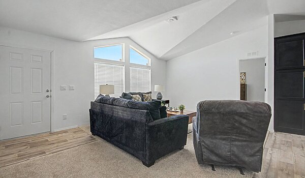 Edge / EG-28563C Interior 129634