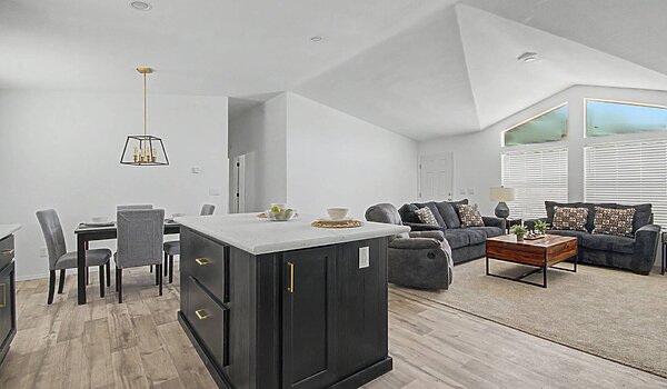 Edge / EG-28563C Interior 129640