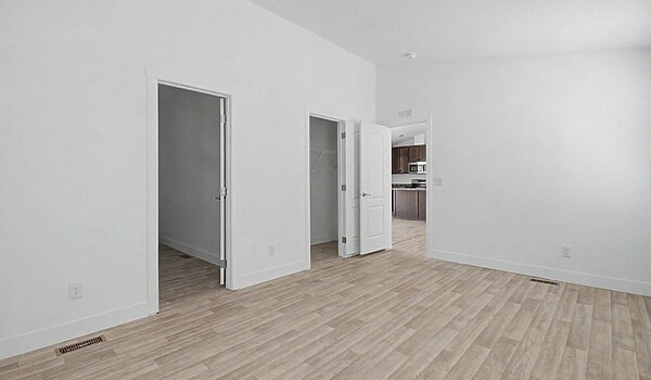 Velocity / VE-24523A Interior 129487