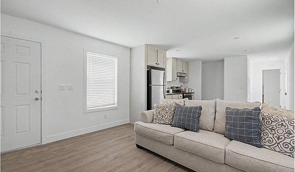 Velocity / VE-14764A Interior 129655