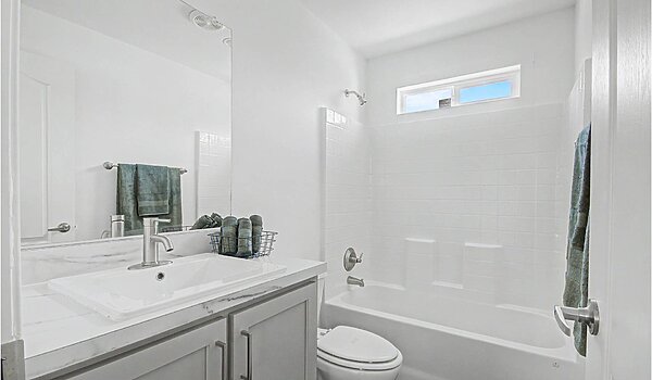 Velocity / VE-24603A Interior 129749