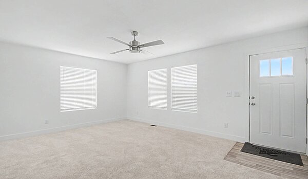 Solaris / 28442A Interior 129756