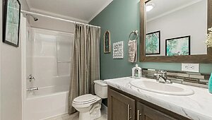 Essentials / E25211 Bathroom 116255