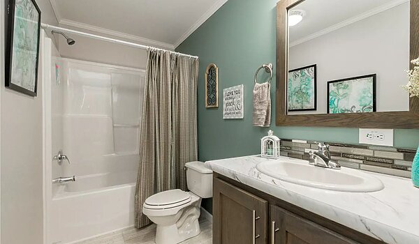 Essentials / E25211 Bathroom 116255
