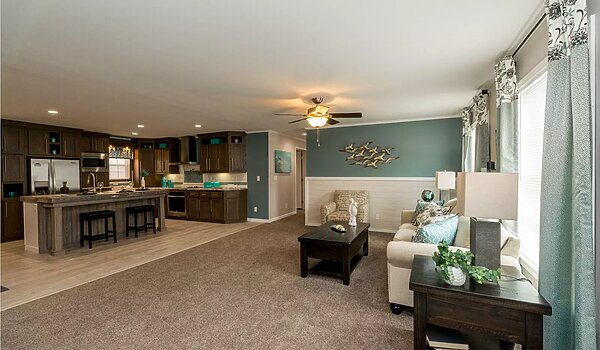 Essentials / E25211 Interior 116245