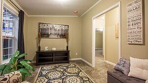 Essentials / A26006 Interior 116265