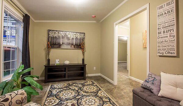Essentials / A26006 Interior 116265