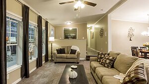 Essentials / A26006 Interior 116262