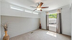 Essentials / A25211 Bedroom 116292