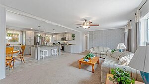 Essentials / A25211 Interior 116294